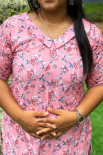 Load image into Gallery viewer, Peach shade printed hakkoba Kurthi - Stanwells Designs
